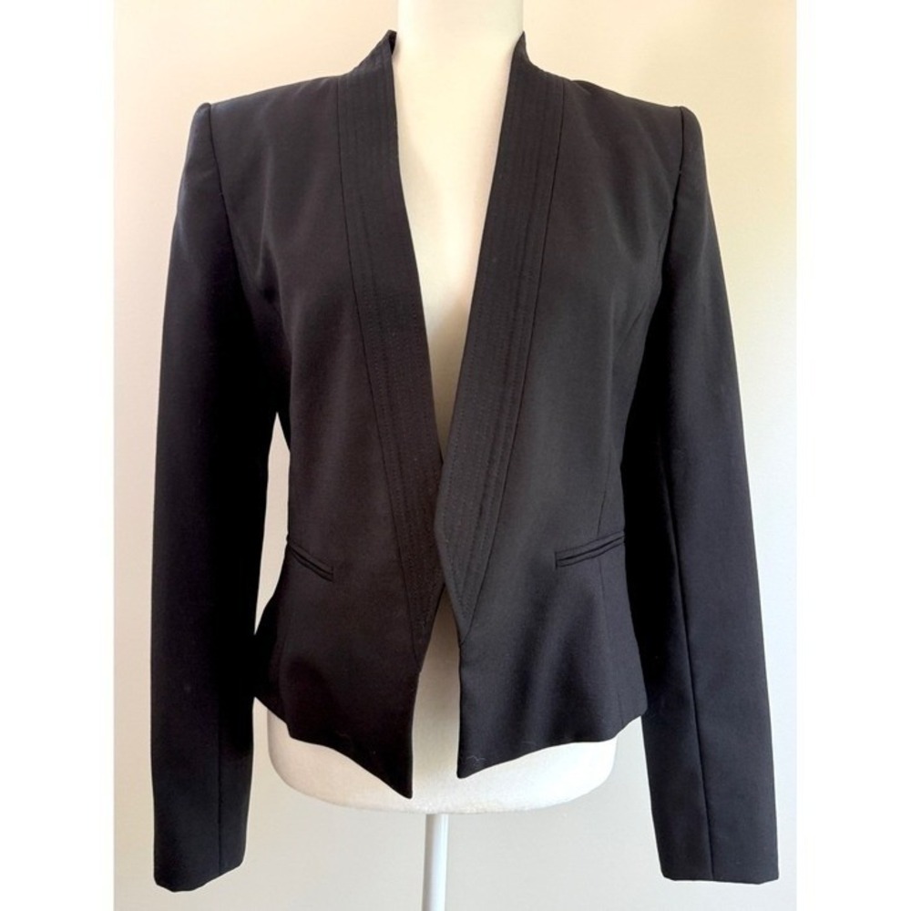 ALC Tailored Fit Tuxedo Blazer –‎ Size 6